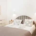 Felicjanek 15 - 3-bedroom - By Upstairs * Krakov